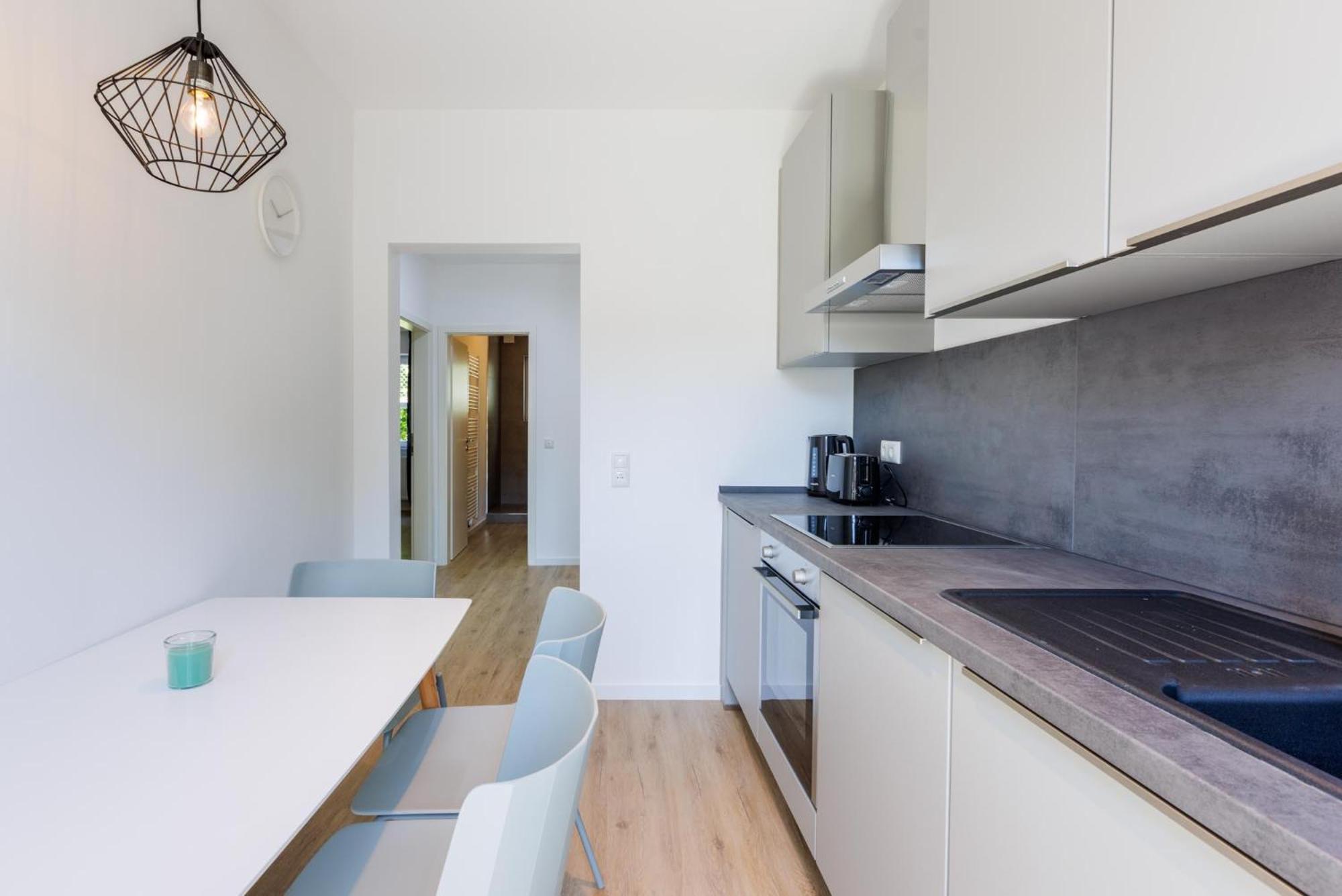 Glueck Auf Appartements Schleiermacherstrasse ドゥイスブルグ エクステリア 写真