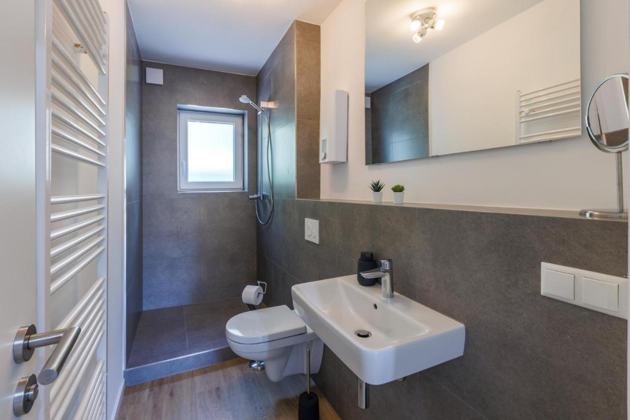 Glueck Auf Appartements Schleiermacherstrasse ドゥイスブルグ エクステリア 写真